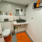 Διαμέρισμα Gemuetliche Moeblierte Souterrain