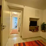 Gemuetliche Moeblierte Souterrain Ανόβερο