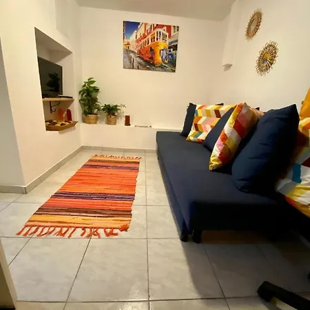 Gemuetliche Moeblierte Souterrain Apartman